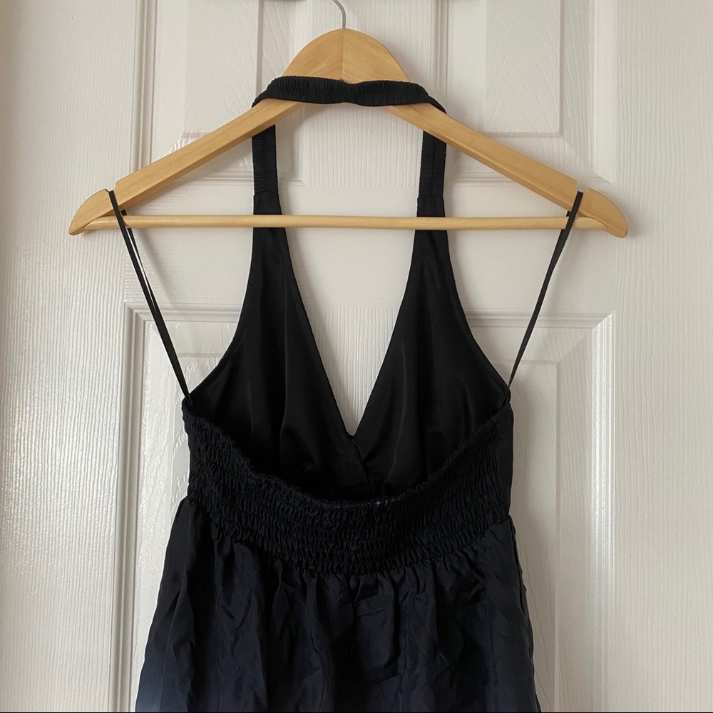🥀 Fancy SILK Backless Top 🥀 - Picture 5 of 6